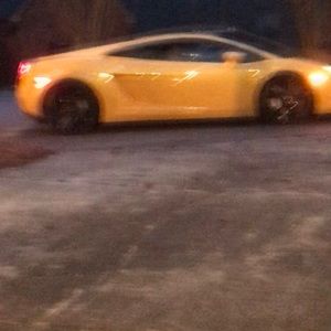 Meet your Posher, Adam